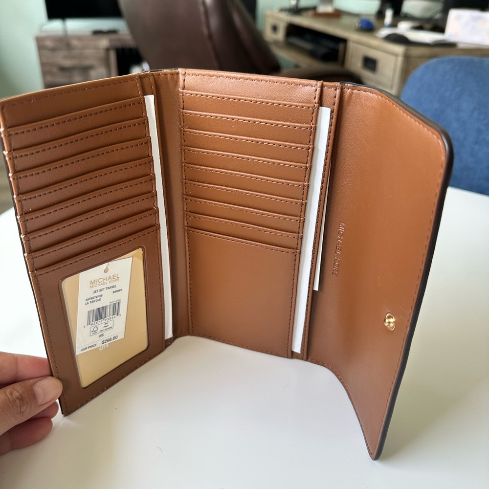 Michael Kors Mercer Purse and Wallet brand new with tag - Picture 4 of 7